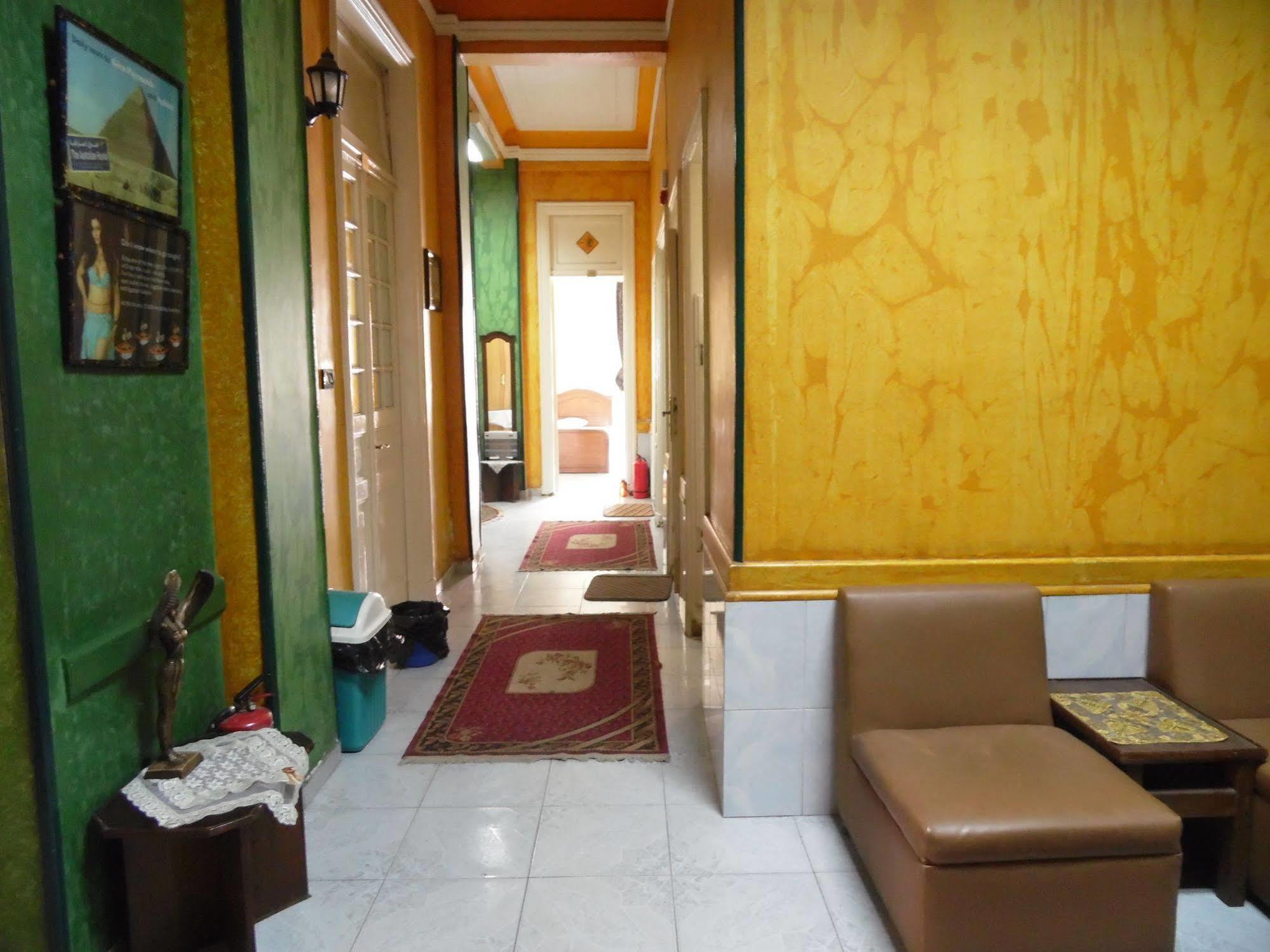 The Australian Hostel Kairo Exteriör bild