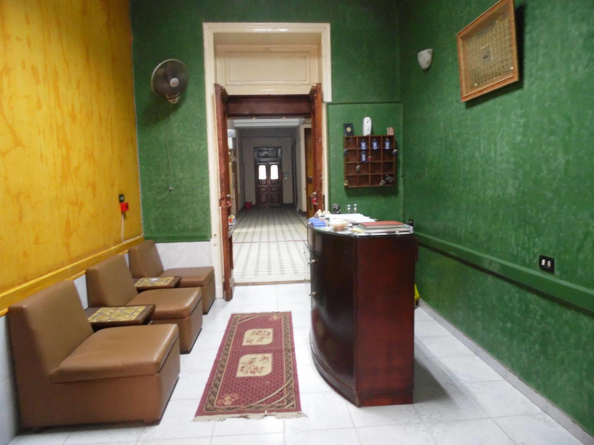 The Australian Hostel Kairo Exteriör bild